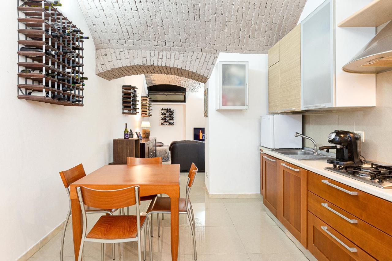 La Cantinetta Di Milano - The Wine Cave In Milan, Huge 110Sqm Apartment Next To Central Station Exterior photo