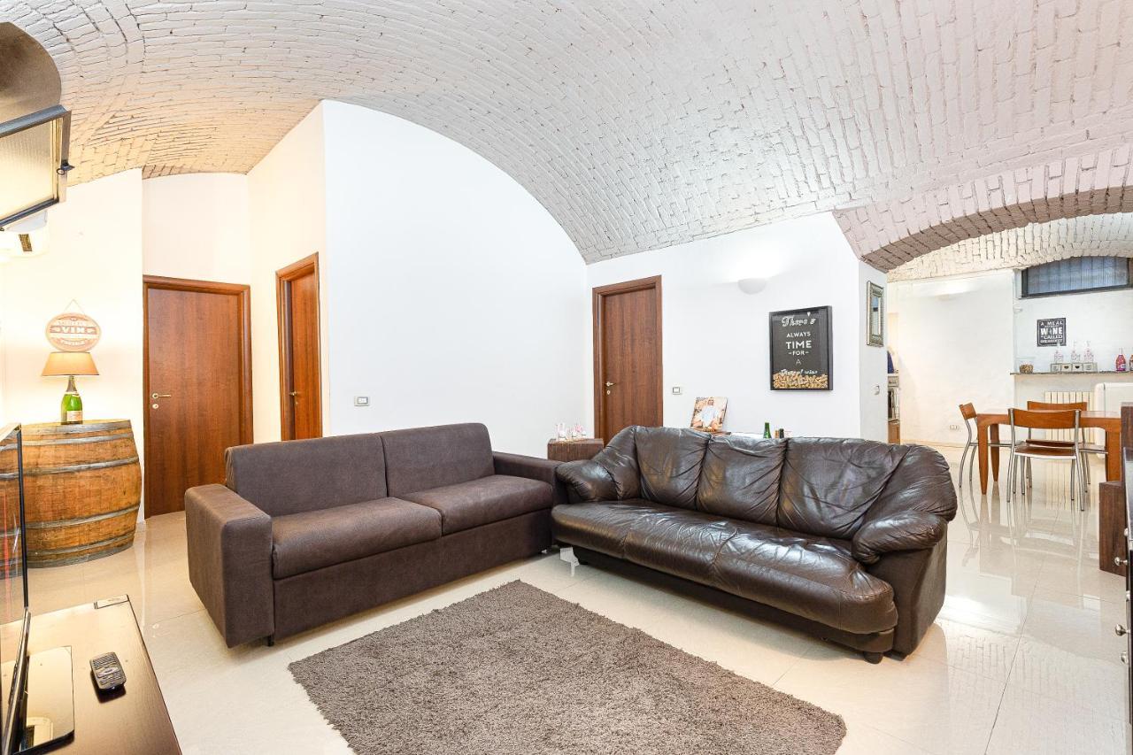 La Cantinetta Di Milano - The Wine Cave In Milan, Huge 110Sqm Apartment Next To Central Station Exterior photo